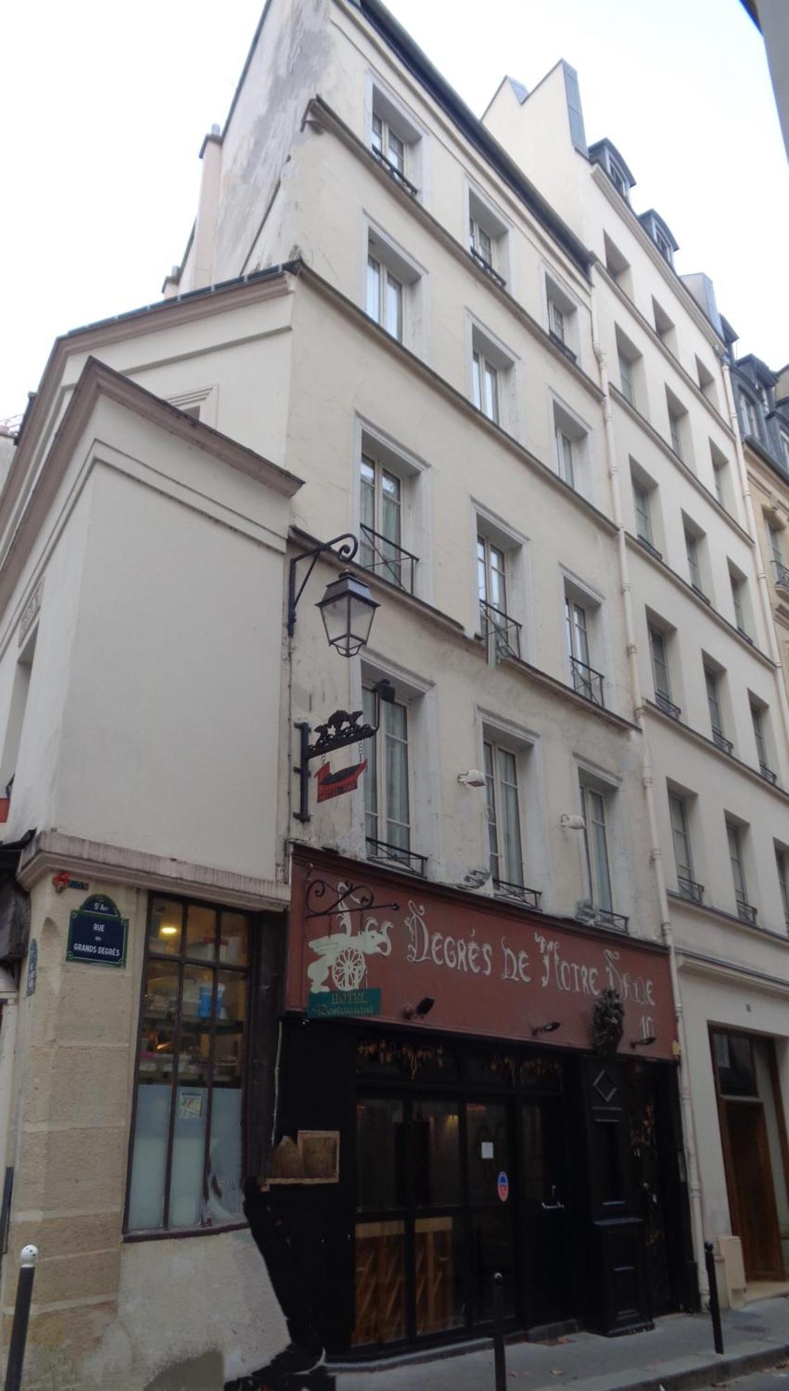 Hotel Les Degres De Notre Dame ปารีส ภายนอก รูปภาพ
